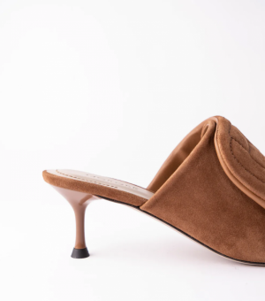  TAN SUEDE