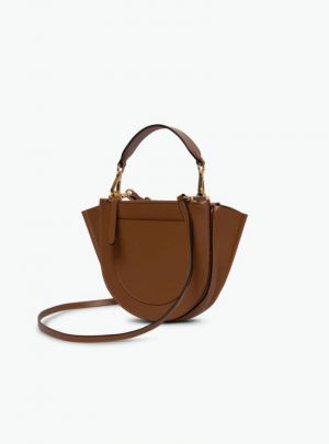 000025 SADDLE